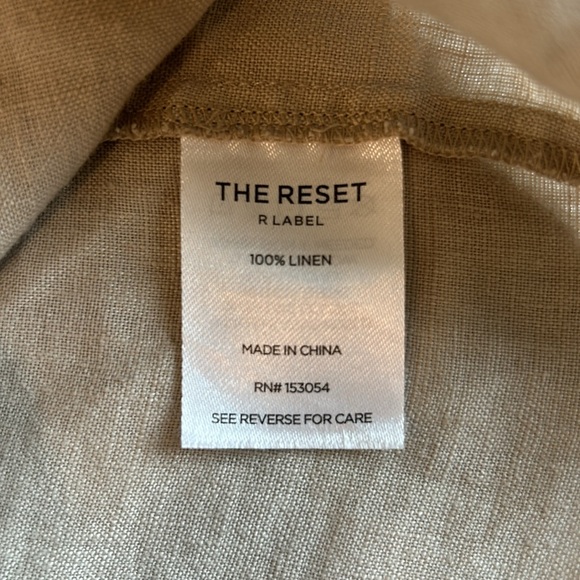 The Reset 100% linen square neck tank - Picture 5 of 5